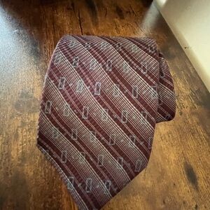 Bundle Me! Alfani (Italian) Elegant Burgundy Patterned Tie